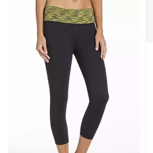 [Fabletics] NWT Salar foldover capri sz XS/4